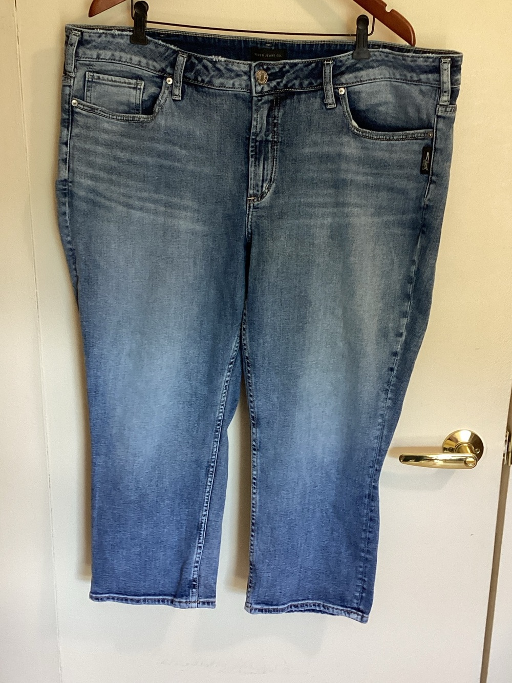 Silver Jeans Light Blue Cropped Women's Jeans